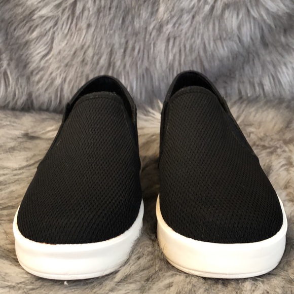 OluKai shoes 🫶🏽 - Picture 5 of 8